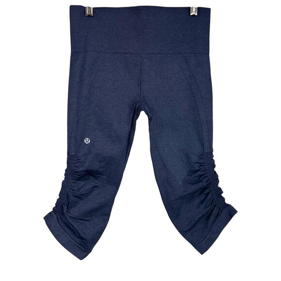 Lululemon In The Flow Crop II Blue Women's Size 6 in Excellent Used Condition - Picture 2 of 7